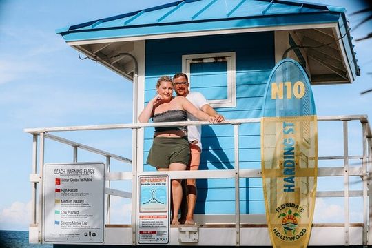 Private Vacation Photoshoot with Photographer in Miami Beach