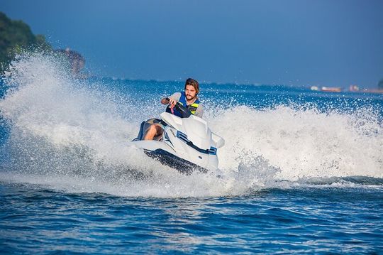 Jet Ski Experience in Honolulu
