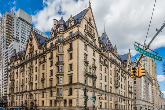 Stories of the Upper West Side: Self-Guided Puzzle Walk