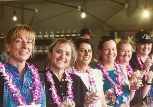 Shared Food & Waterfall Tour in Honolulu