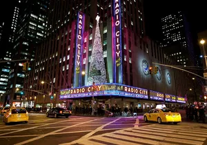 Mob Hits of Midtown: NYC Self-Guided Crime Mystery Walk