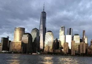 Private Luxury Daytime Boat Tour in New York City - 1 Hour