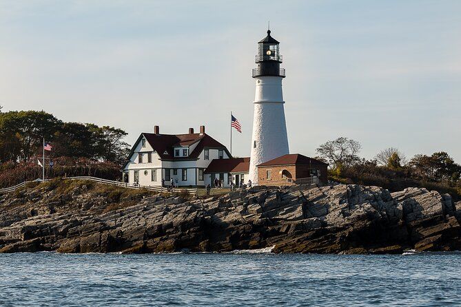 Small Group Afternoon Lighthouse Boat Cruise With Local Drinks