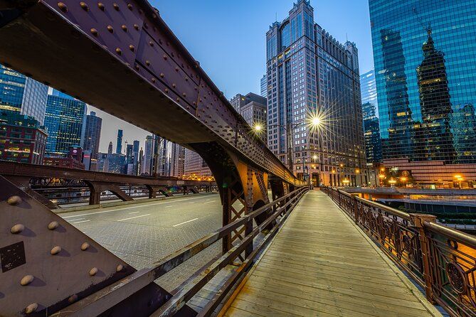 Wind and Souls an Adults Only Ghost Tour in Chicago