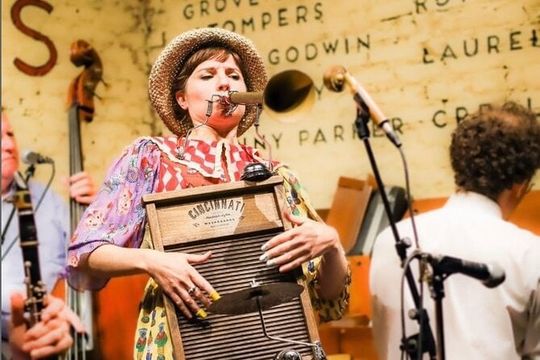 Private Pub Crawl with a Local