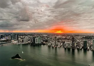 Miami Beach: Romantic Sunset Private Airplane Tour with Champagne