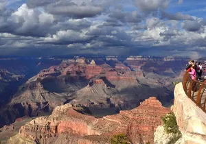 Shuttle Between Las Vegas, Williams, Tusayan and Grand Canyon South Rim