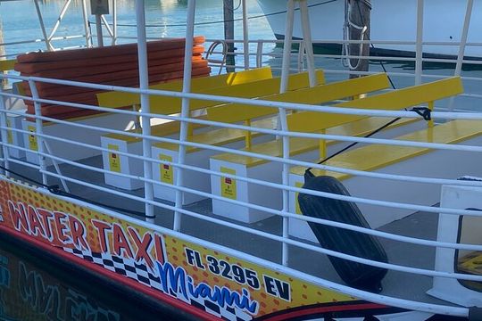 Water Taxi between Bayside Marketplace & South Beach