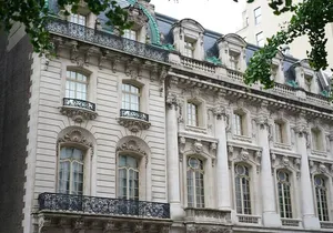 Fifth Avenue Gilded Age Mansions Walking Tour