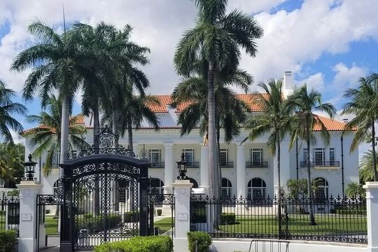 Palm Beach Tour from Miami - Flagler's Museum + Hotel Breakers