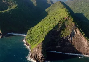 Kohala Waterfalls with Exclusive Landing Helicopter Tour