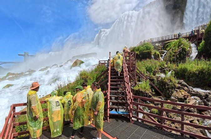 Niagara Falls Maid of the Mist and Cave of the Winds Tour