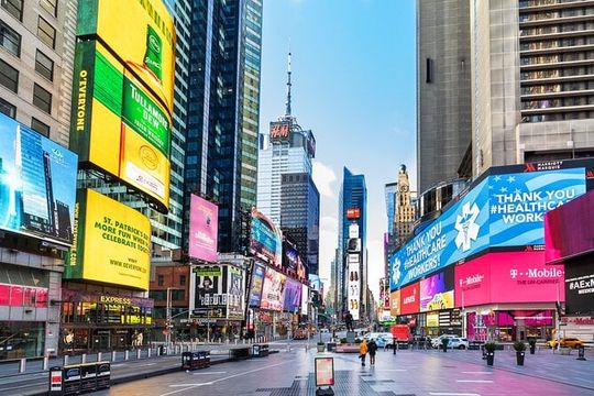 NYC Central Manhattan Walking Tour and Hudson River Cruise