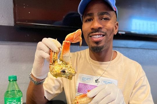 New Orleans Seafood Bar Crawl