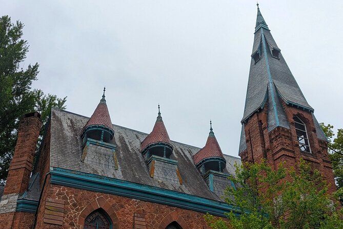 45-Minute Private Guided Historic Walking Tour in Lititz