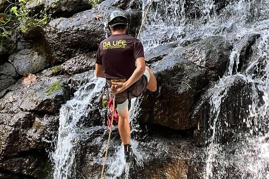 Small Group Waterfall Rappel in Lihue, Kauai