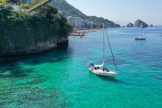 Full-Day Private Sailing Cruise Puerto Vallarta with Snorkeling