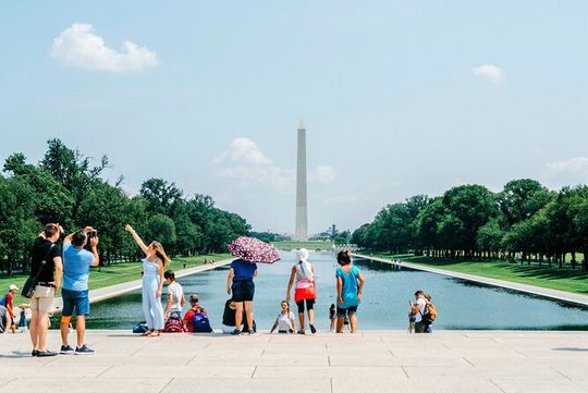 Monuments of DC Tour with Washington Monument or Museum Tickets