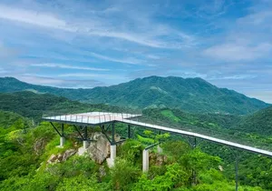 Hiking Jorullo Point