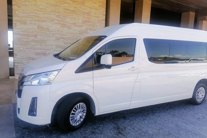 Private Transfer from the Airport to Hotels in Los Cabos 1-10px