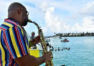 Catamaran Adventure Tour Isla Mujeres Unlimited from Cancun with Transportation