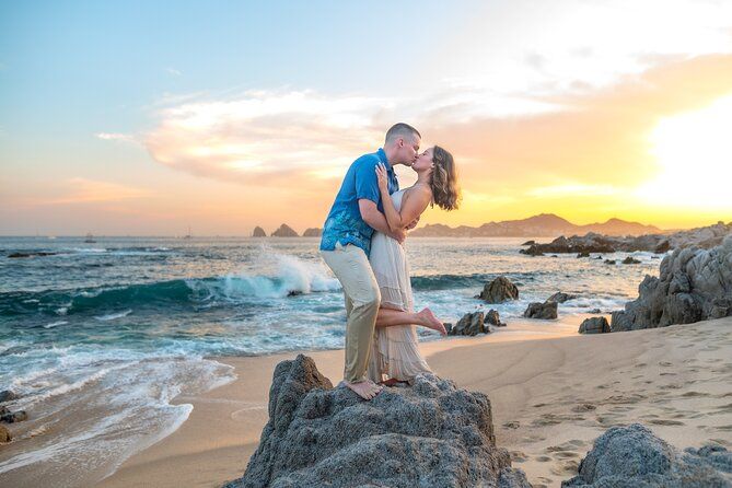 Private Los Cabo Sunset Beach Photo Session - Couples - Families