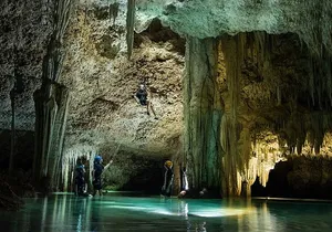 Rio Secreto Plus: Classic Tour, Bycicle, Rappel & Ziplines