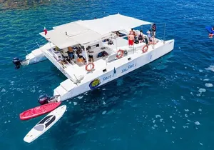 3-hour Snorkeling and Catamaran in Cabo San Lucas