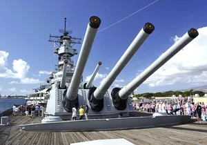 Private Deluxe Arizona Memorial and USS Missouri Battleship Tour