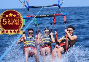 Parasailing in Waikiki from Oahu Hawaii