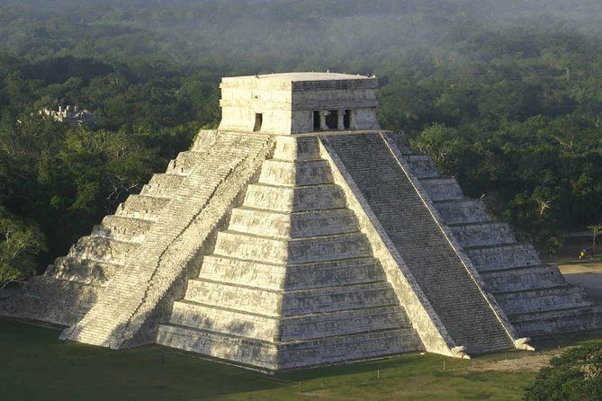 Chichen itza, Cenote Ik kil and Coba Reduced Group