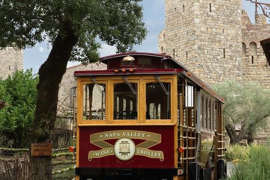 Napa Valley Wine Trolley Castle Tour