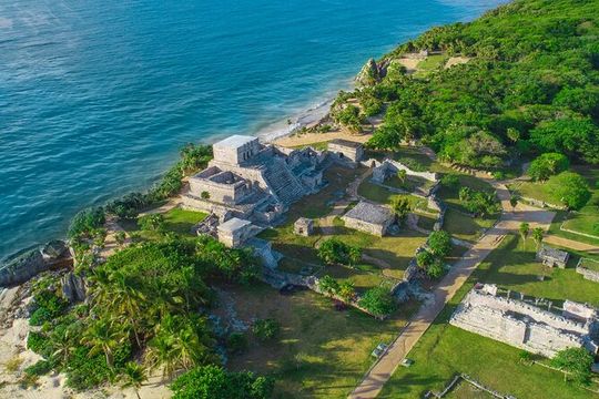 Tulum Ruins Guided Tour from Cancun and Riviera Maya