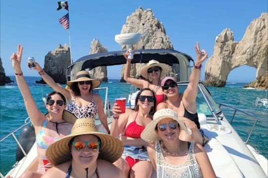 Los Cabos Yacht Adventure - Arch, Snorkel, Lunch, Drinks 1-18ppl