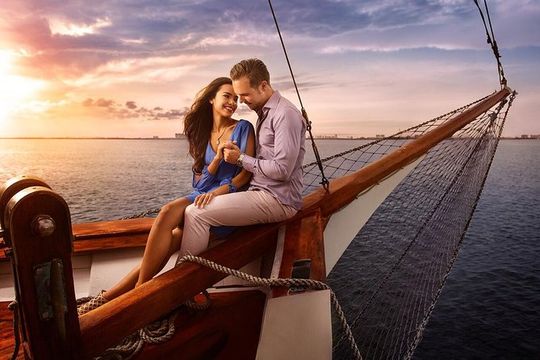 Amazing Romantic Dinner on a Spanish Galeon with Saxophone Music