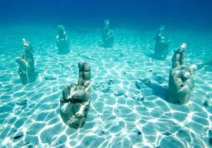 Cancun All Inclusive Catamaran Tour to Isla Mujeres