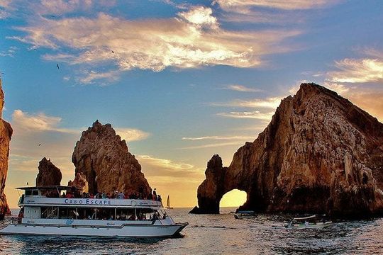 Cabo San Lucas Sunset Dinner Cruise with Open Bar
