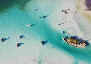 1 Day Tour to Bacalar, Cenotes and 7 color Lagoon with lunch from Cancun