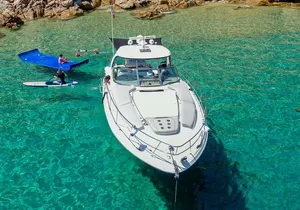 Private Yacht Sea Ray all-inclusive charter in Cabo
