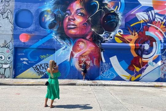 Miami in 3.5 Hours: Sightseeing, Traditions & Photography Tour