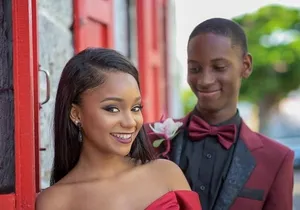 Private Photo Session with a Local Photographer in Nassau