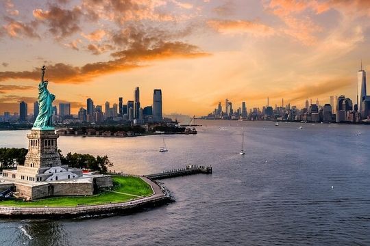 Statue of Liberty & Empire State Building 5-hour Tour by Car