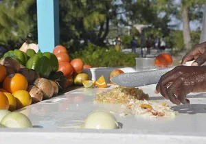 Conch Salad Cooking Lesson and Tasting in Nassau