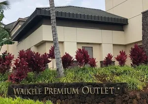 Roundtrip Shuttle from Waikiki Hotels-Waikele Premium Outlets