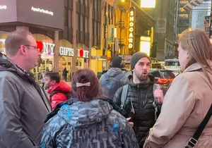 The Boozy Broadway Walking Tour