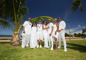 1 Hour Family/Group Photography Honolulu Beautiful and Magical