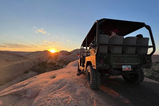 Hell’s Revenge Sunset Off-Road Hummer Adventure