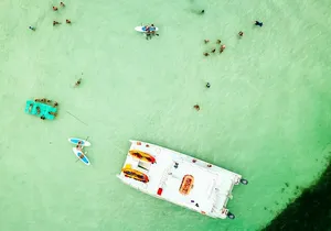All-Inclusive Sandbar Safari with Dolphin Playground Encounter