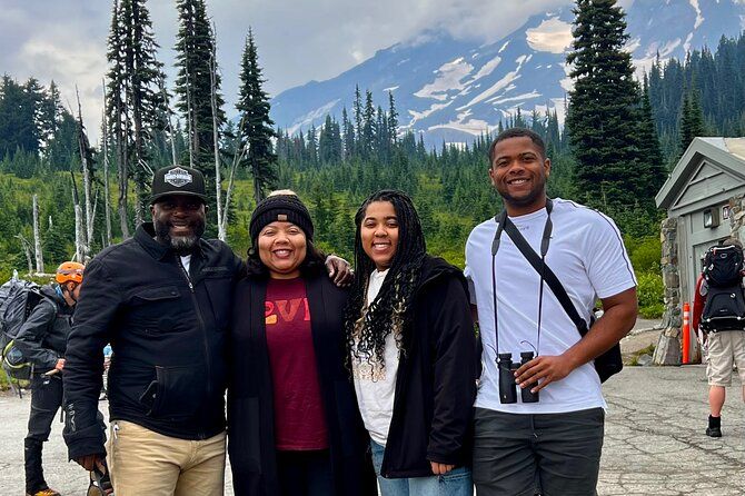 Private Mount Rainier Full Day Chauffeur Experience
