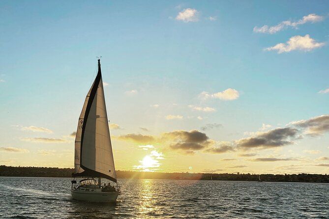 Deluxe private Sunset & Day Sail